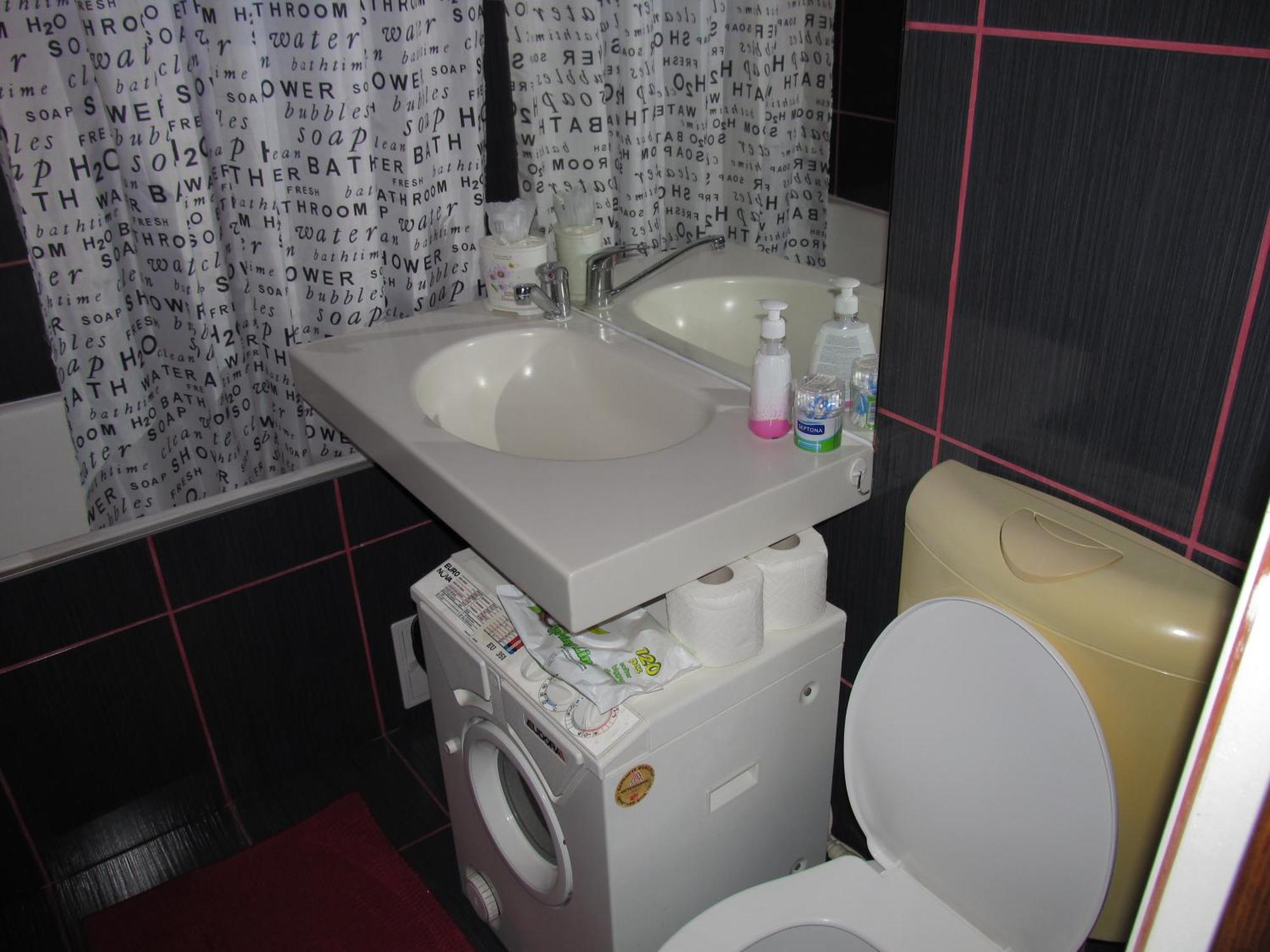 Comfort Home Apartment 2 Petrosani Ngoại thất bức ảnh
